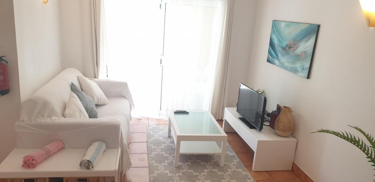 Apartment Vila Mos In Porto Mos Beach Lagos Exterior photo